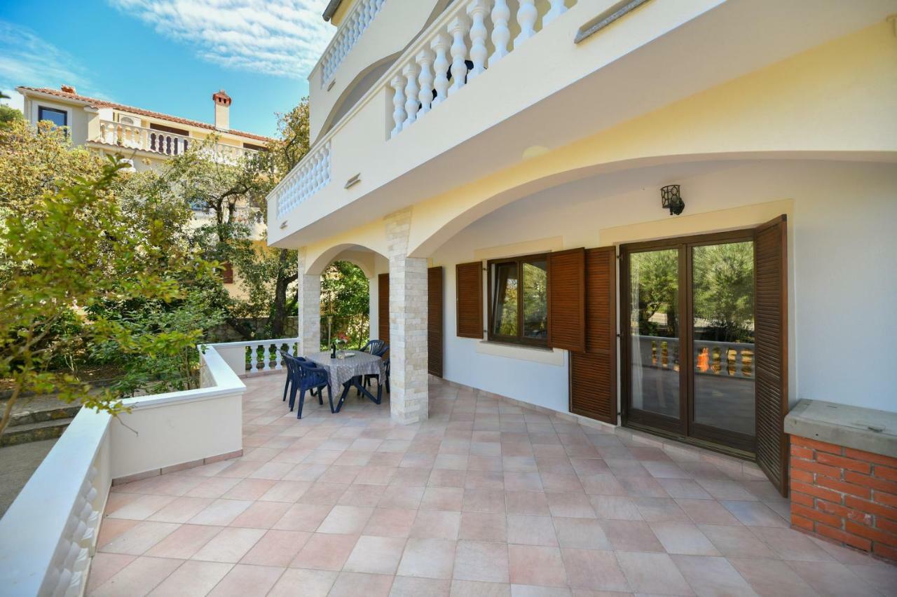 Apartments Mrva Ugljan Exterior foto
