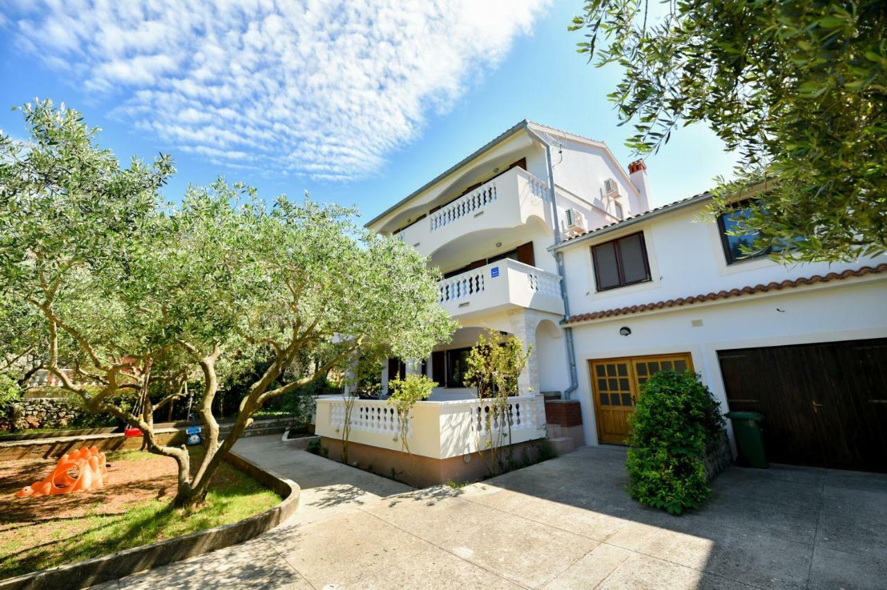 Apartments Mrva Ugljan Exterior foto
